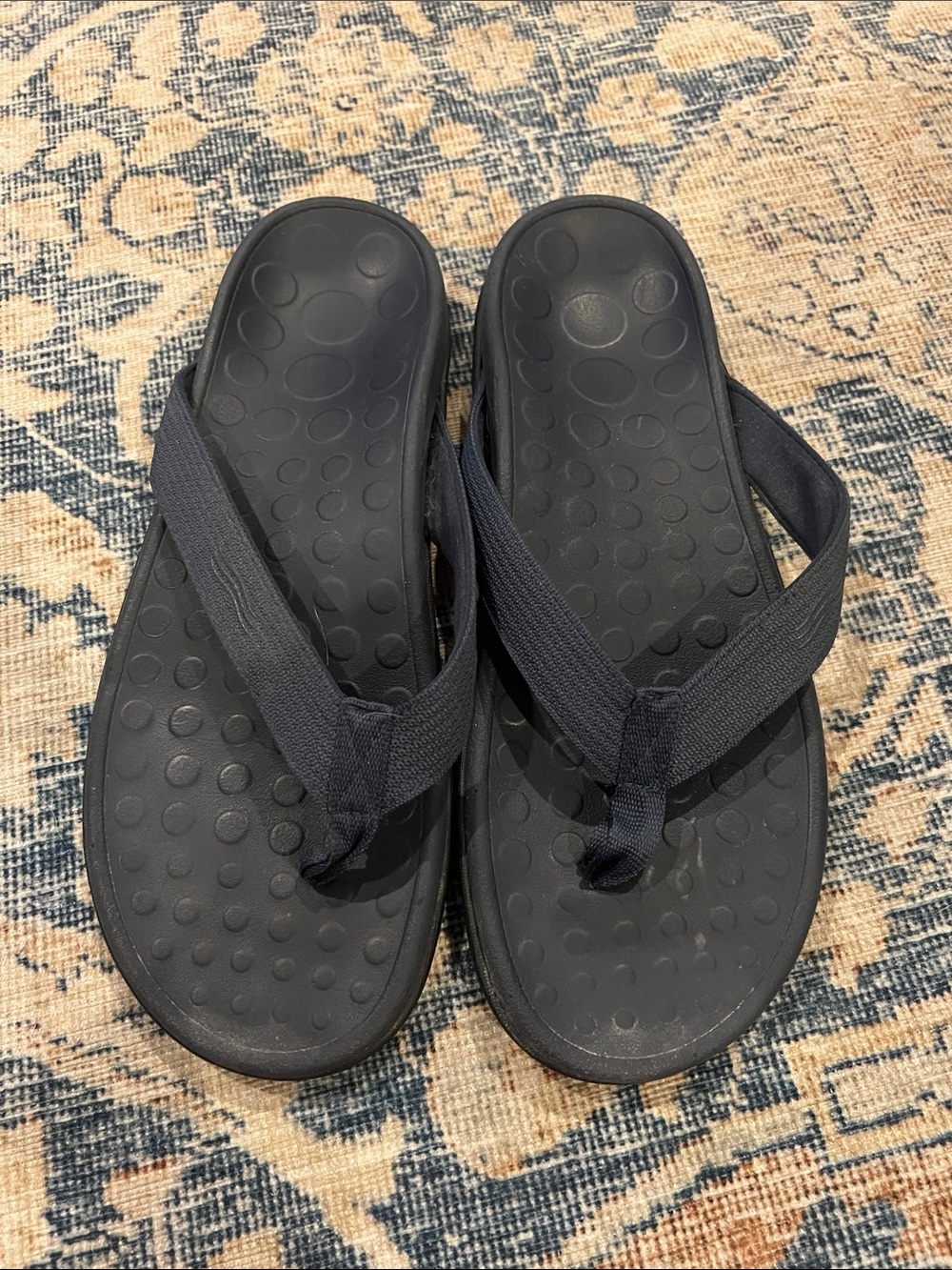 Vionic Navy Unisex Wave Flip Flop Sandals Men 11/women 12